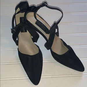 Colin Stuart Black Stilettos size 7.5